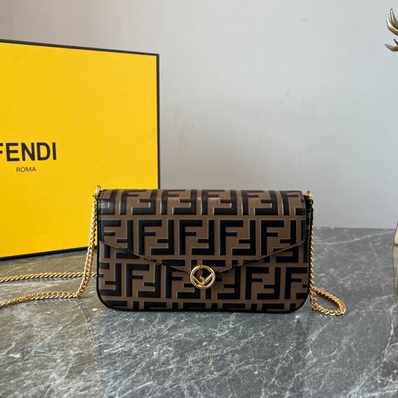 Handbags - 🍁FENDI🍂 WALLET ON CHAIN WITH POUCHES